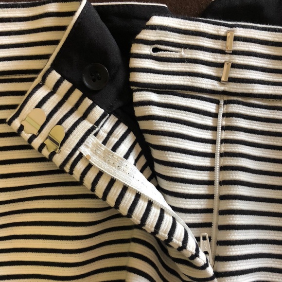 BCBGMaxAzria shorts - Picture 7 of 7